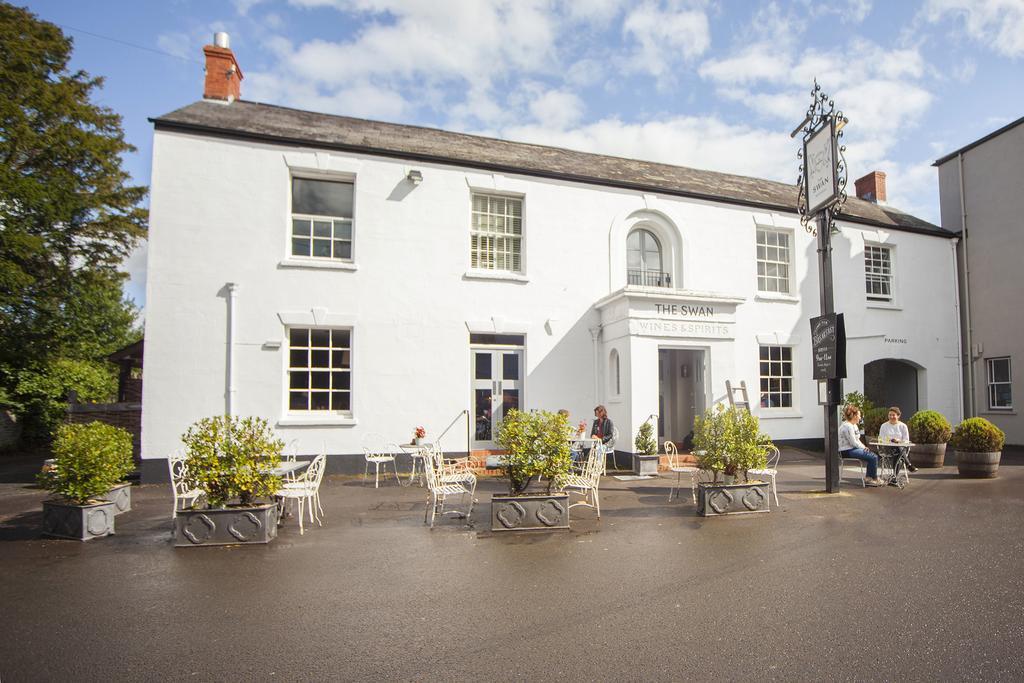 The Swan Hotel Wedmore Exterior foto