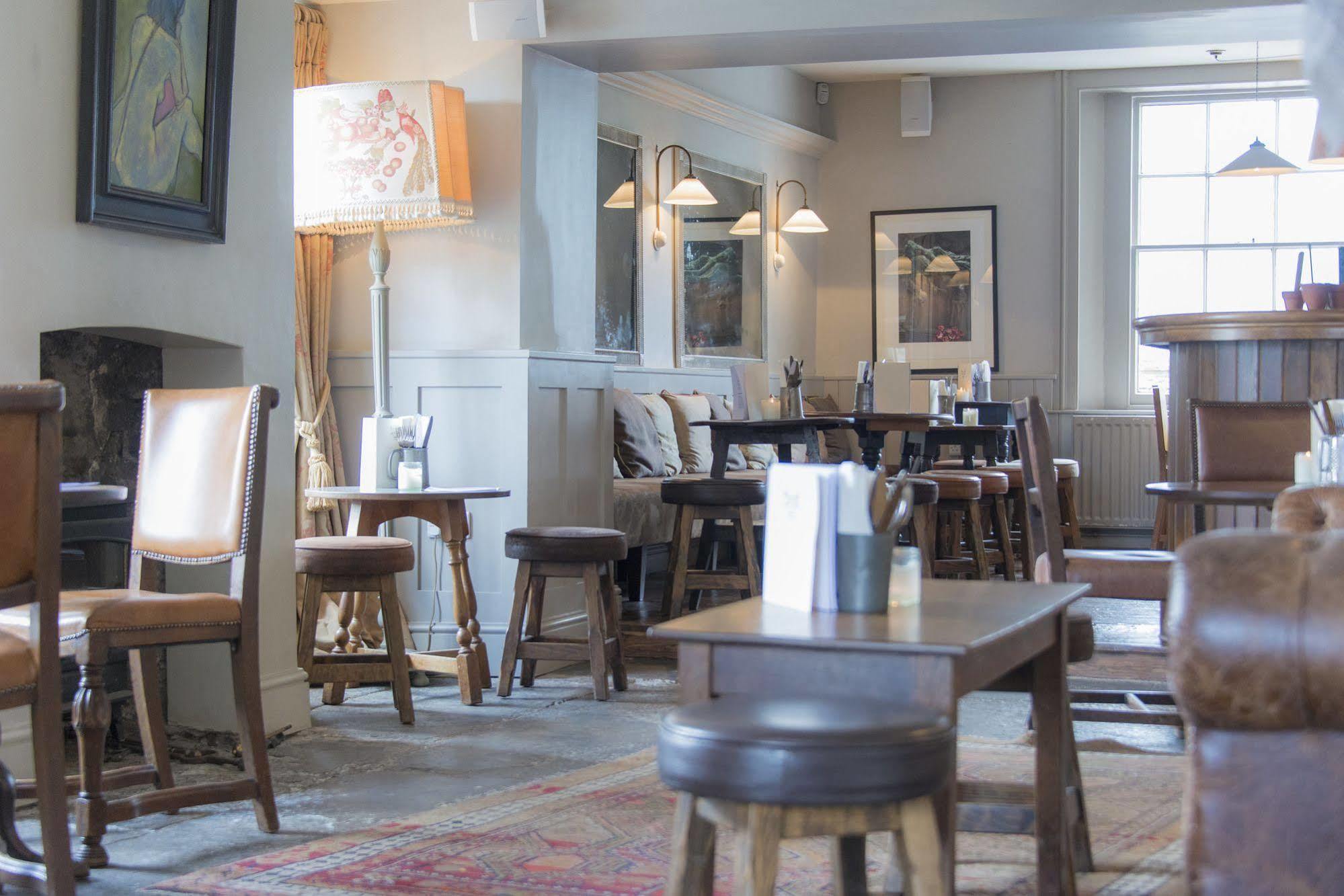 The Swan Hotel Wedmore Exterior foto